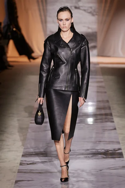 Look 47